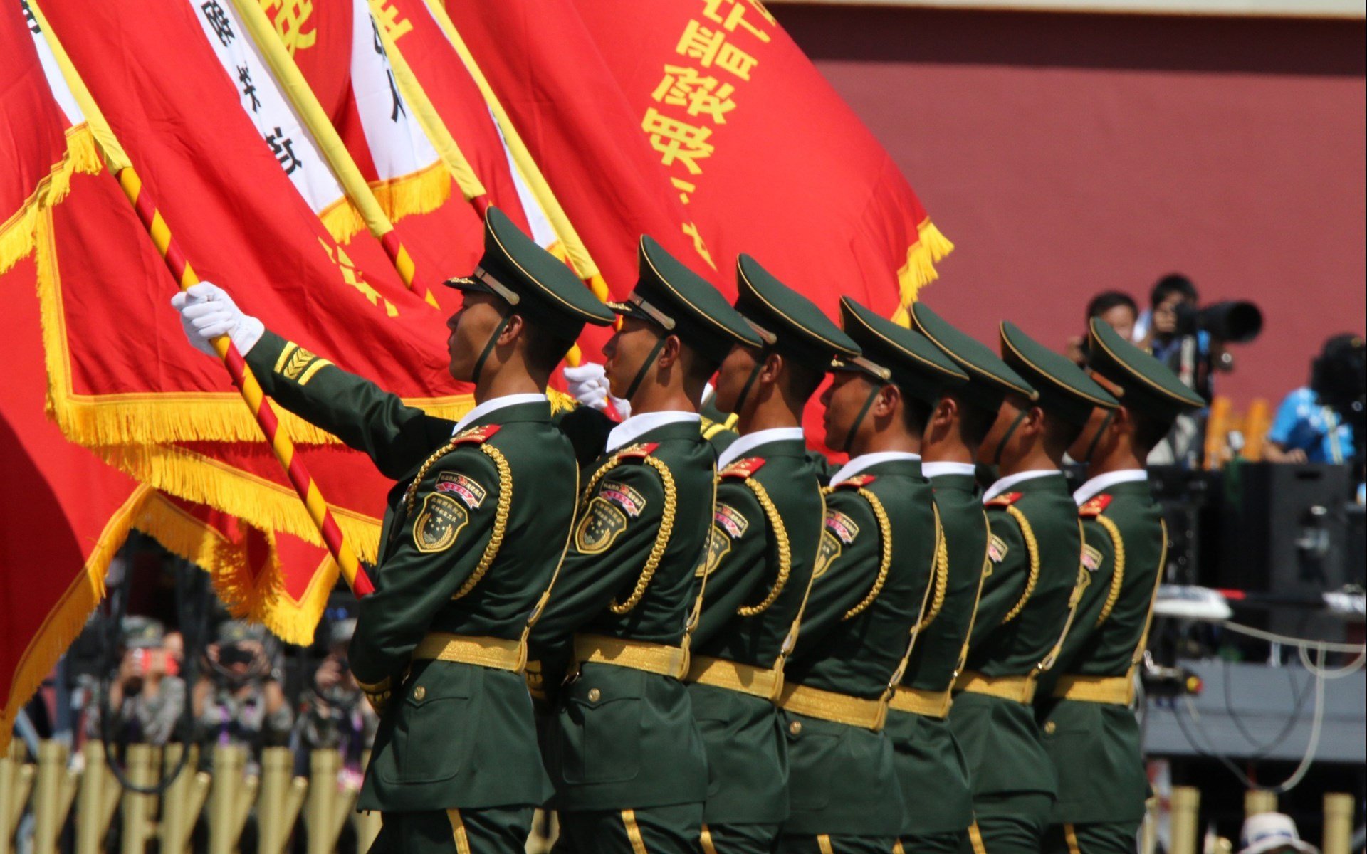 爱游戏官方入口-阿根廷轻取小组赛对手，状态火热，阿根廷小组出线