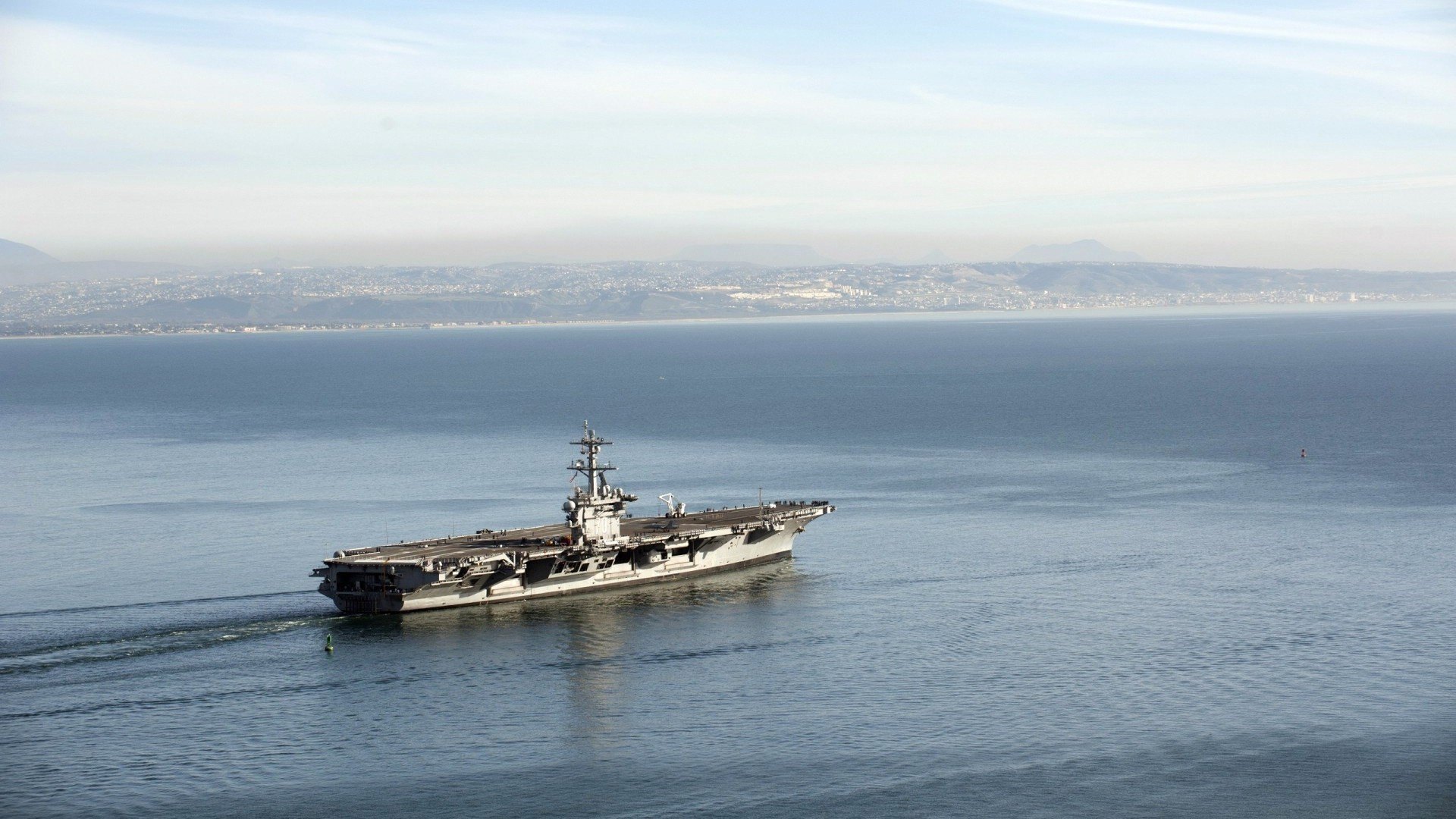 《勇士主场惜败湖人,系列赛总比分1-1》,勇士队对战湖人队视频