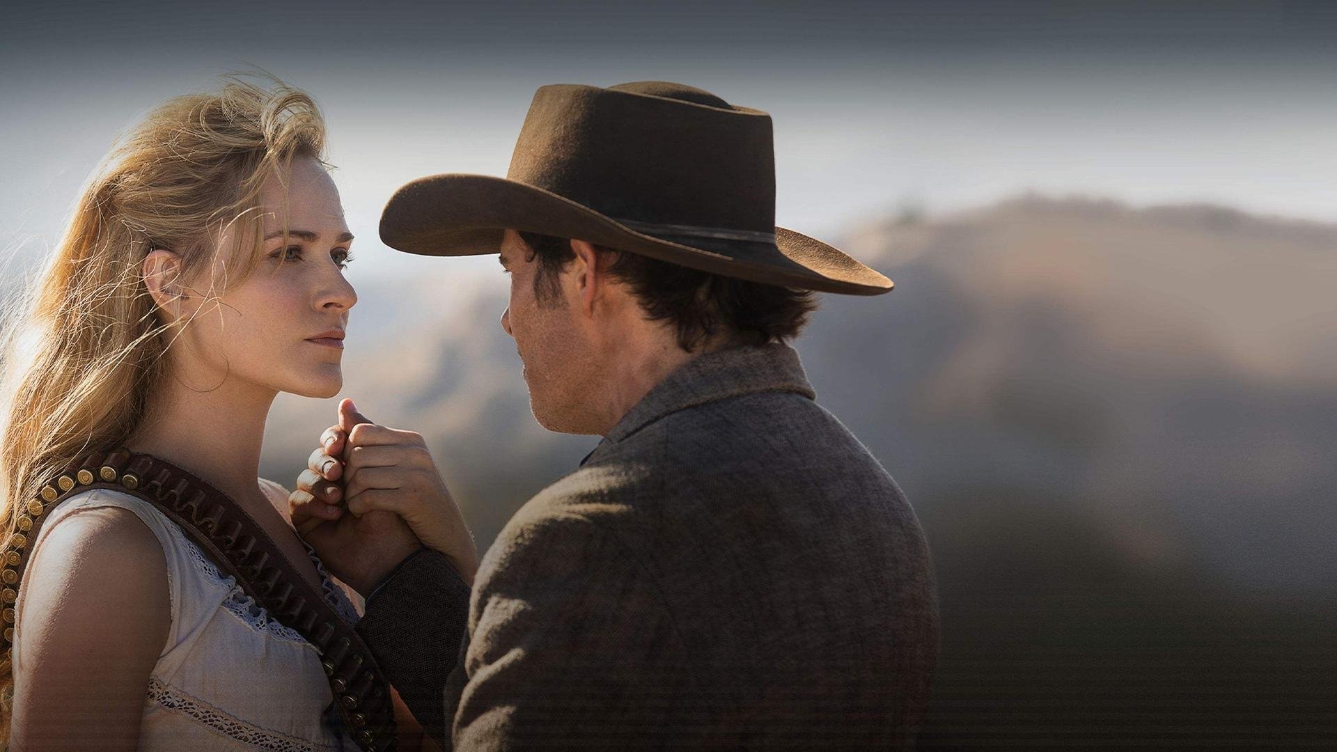 切尔西俱乐部教练组现身训练场，调整战术，切尔西教练任职期间